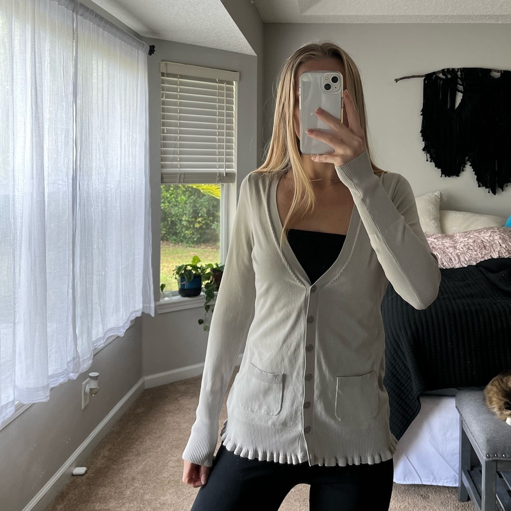 Express Cardigan - Picture 2 of 7